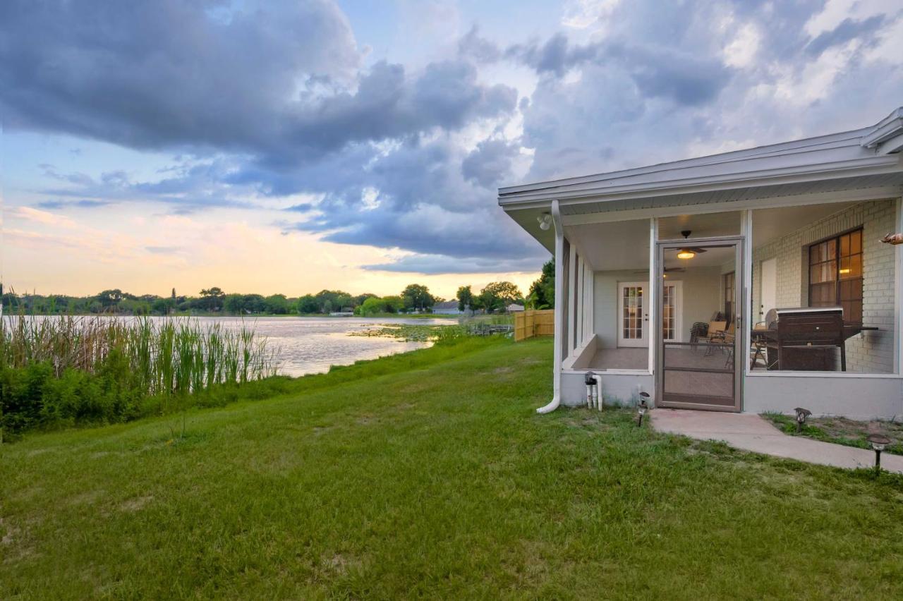 Lakefront Home With Screened Porch And Grill Winter Haven Exteriör bild